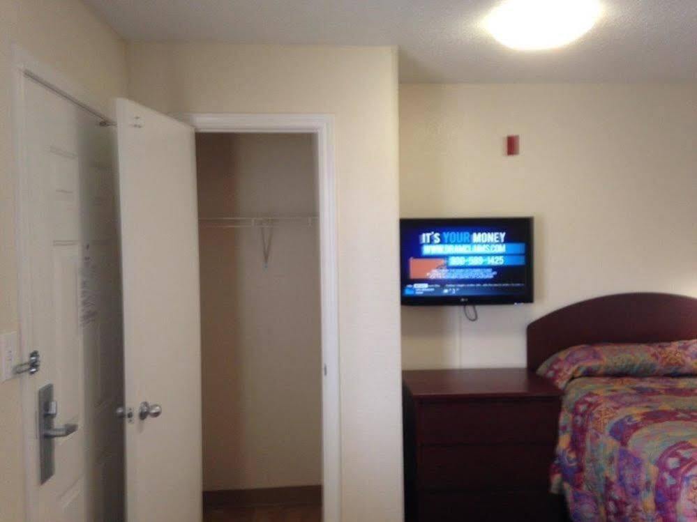 Intown Suites Extended Stay San Antonio Tx - Nacogdoches Road Extérieur photo